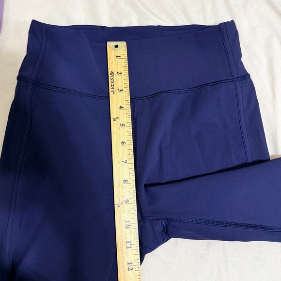 Lululemon Crop Leggings Lot of 2 Size 6 Maeve & Navy - Picture 11 of 13